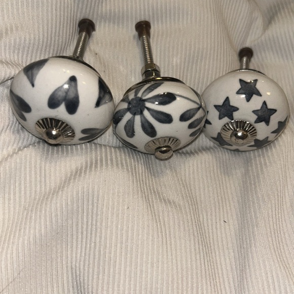 RESTORATION HARDWARE knobs (8) NO two are alike! whaaaat .. orig 10-12 ea - Picture 12 of 12